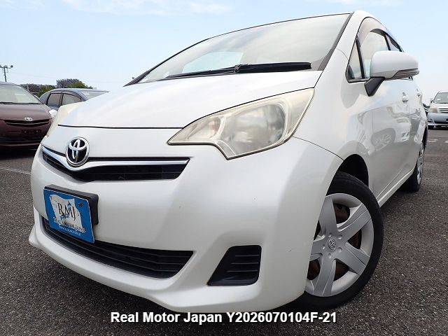 2011 TOYOTA RACTIS – view 1