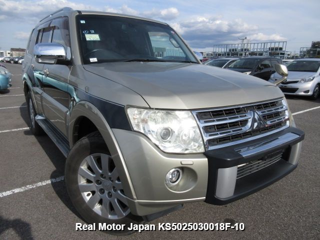 2009 MITSUBISHI PAJERO