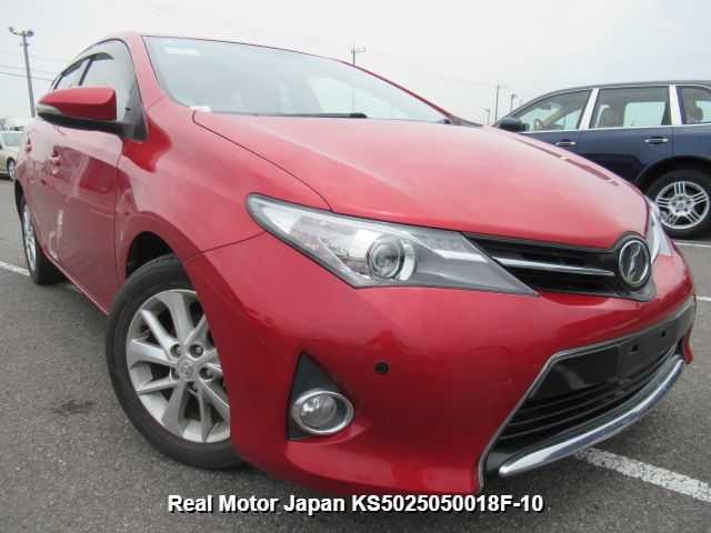 2014 TOYOTA AURIS
