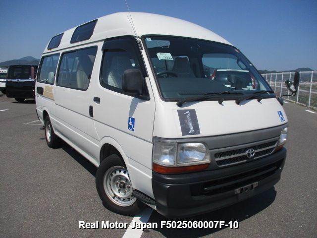 2001 TOYOTA HIACE COMMUTER