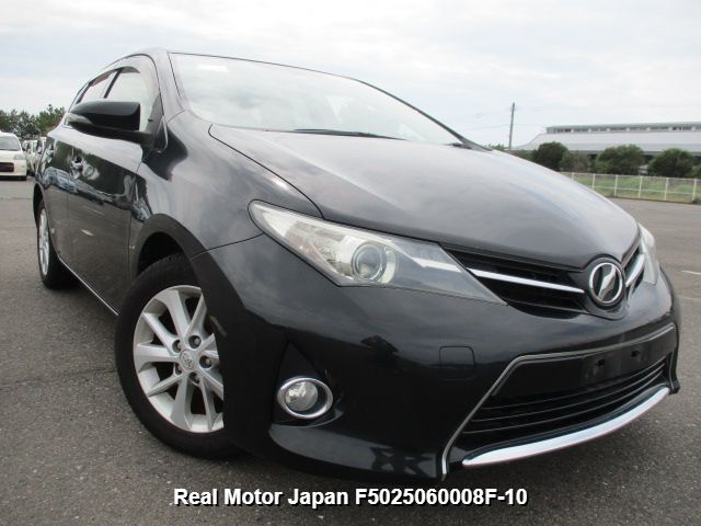 2012 TOYOTA AURIS