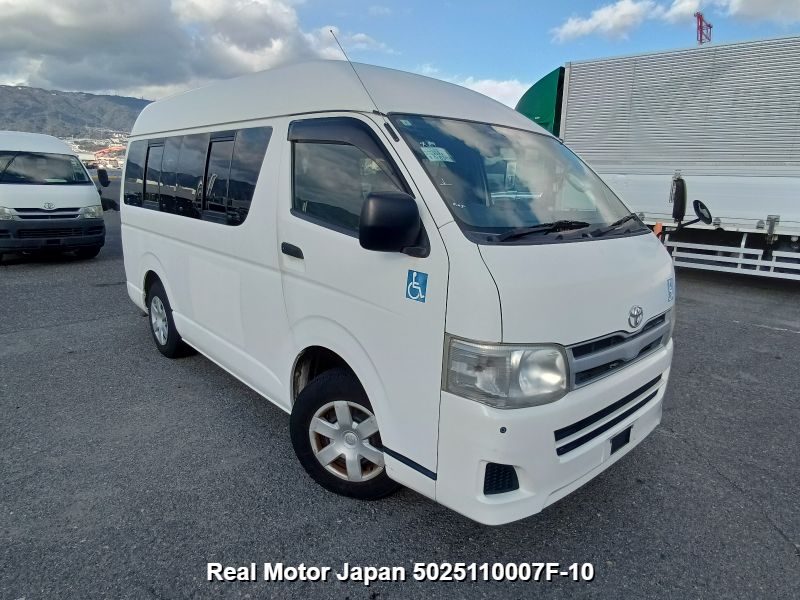 2012 TOYOTA REGIUS ACE
