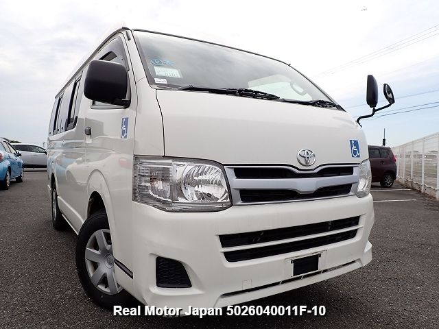 2011 undefined undefined — White