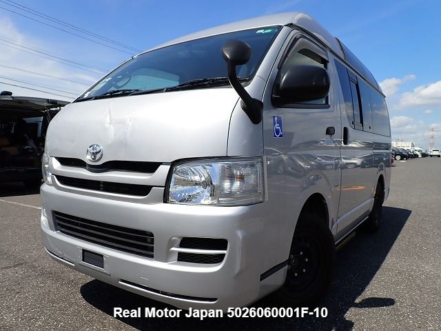 2010 TOYOTA HIACE VAN thumbnail 2