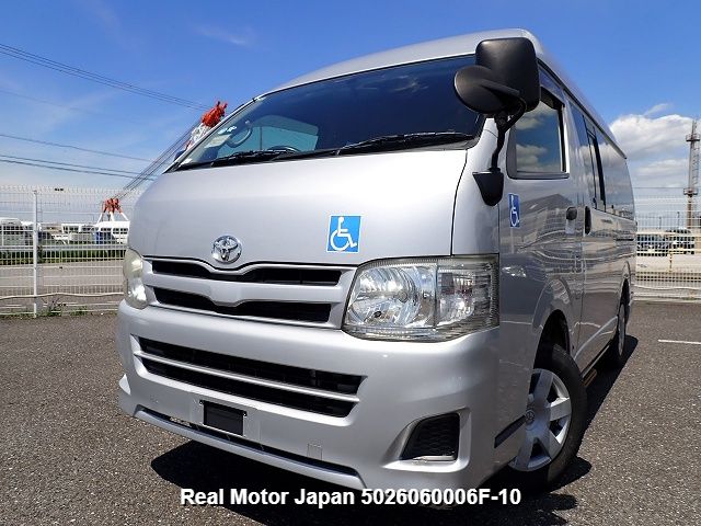 2012 TOYOTA HIACE VAN thumbnail 2