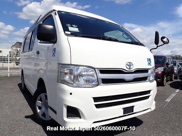 2012 TOYOTA HIACE VAN – view 1