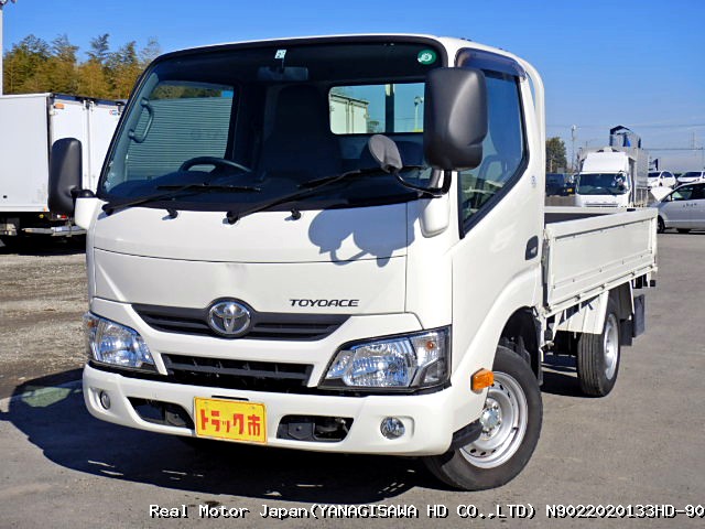 2017 TOYOTA TOYOACE