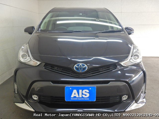 2017 TOYOTA PRIUS ALPHA