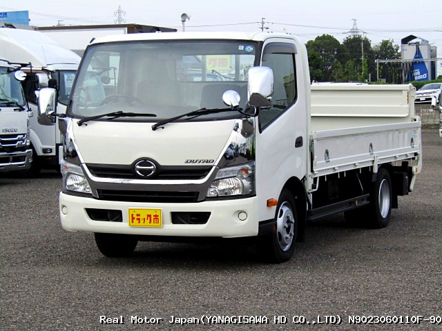 2019 HINO DUTRO