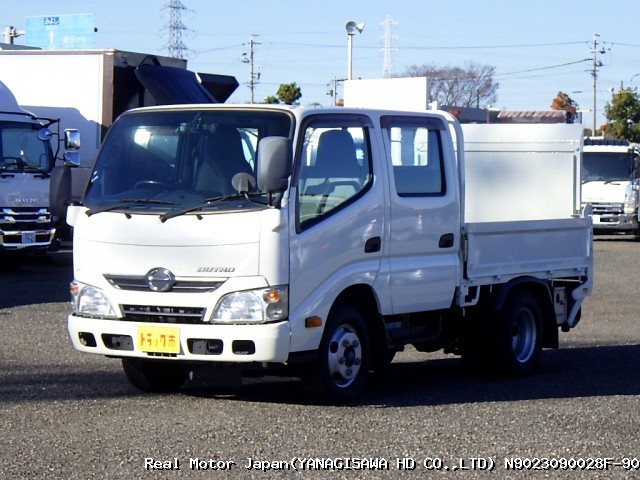 2015 HINO DUTRO