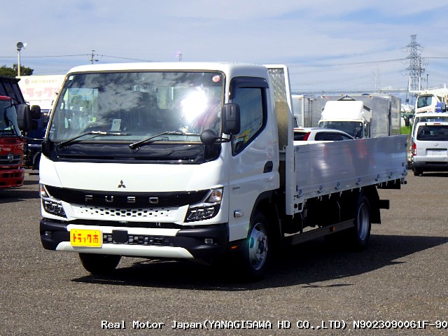 2023 MITSUBISHI CANTER