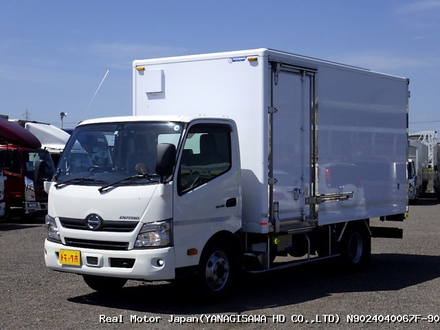 2017 HINO DUTRO