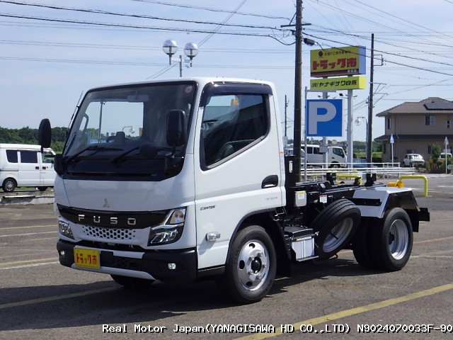 2023 MITSUBISHI CANTER