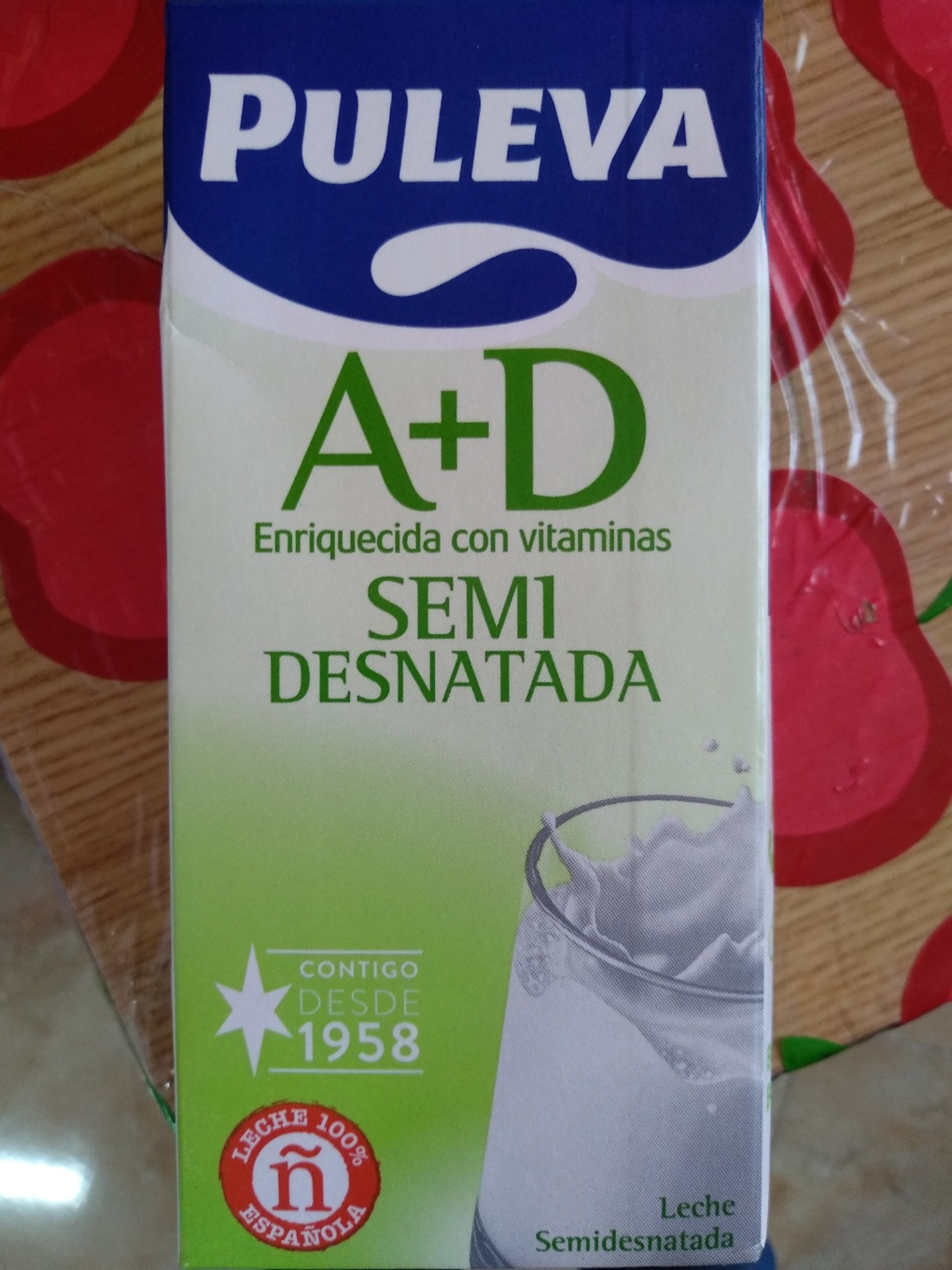 Leche semidesnatada enriquecida con vitaminas