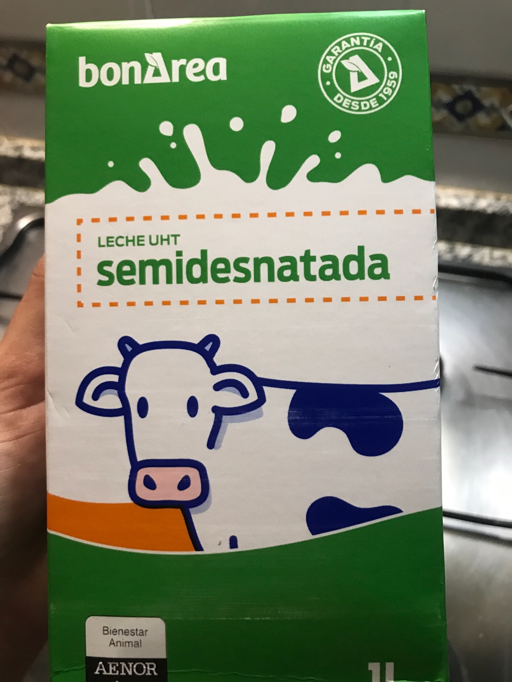 Leche semidesnatada UHT