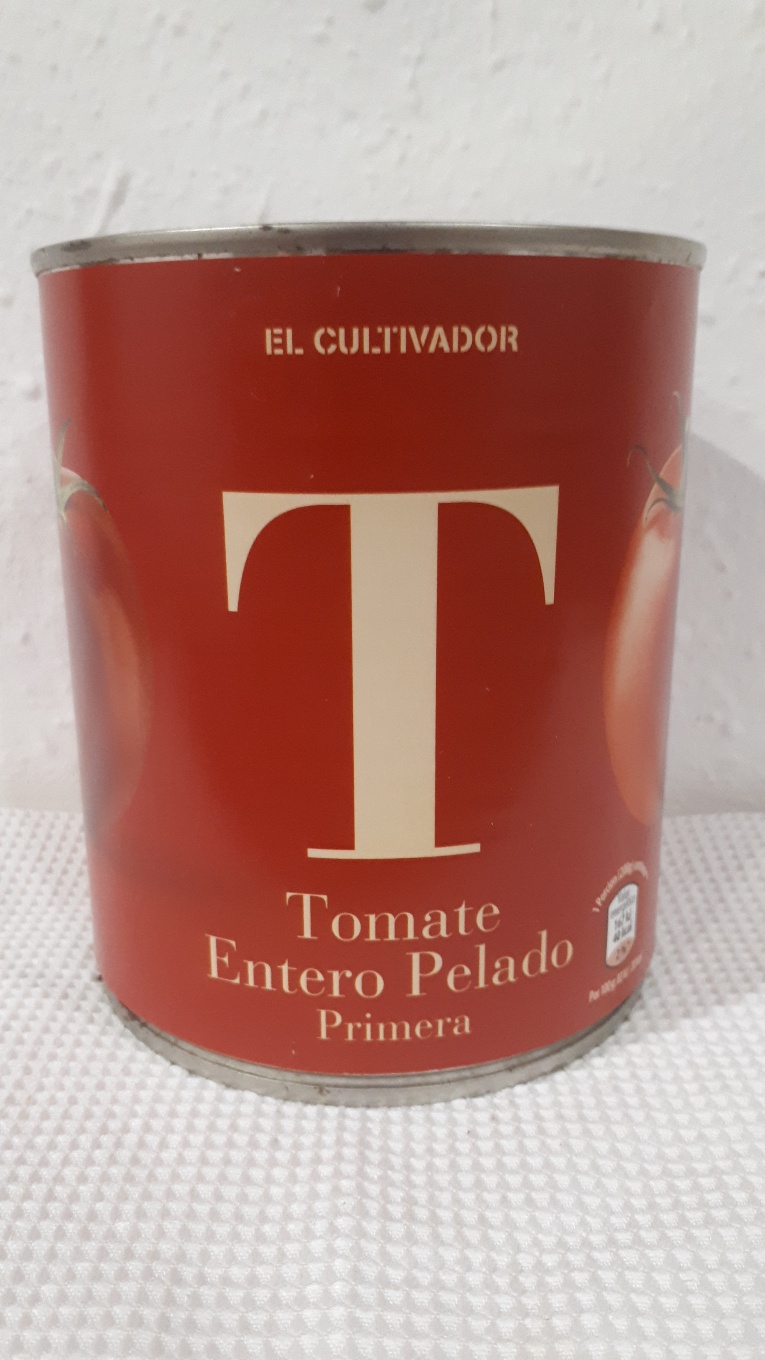 Tomate entero pelado