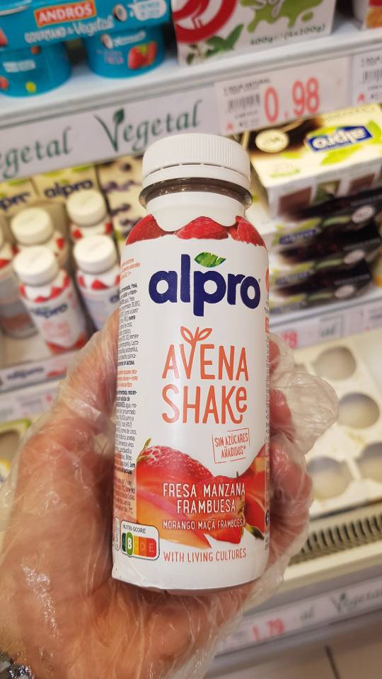 Avena shake con fresa, manzana y frambuesa Avena shake con fresa, manzana y frambuesa