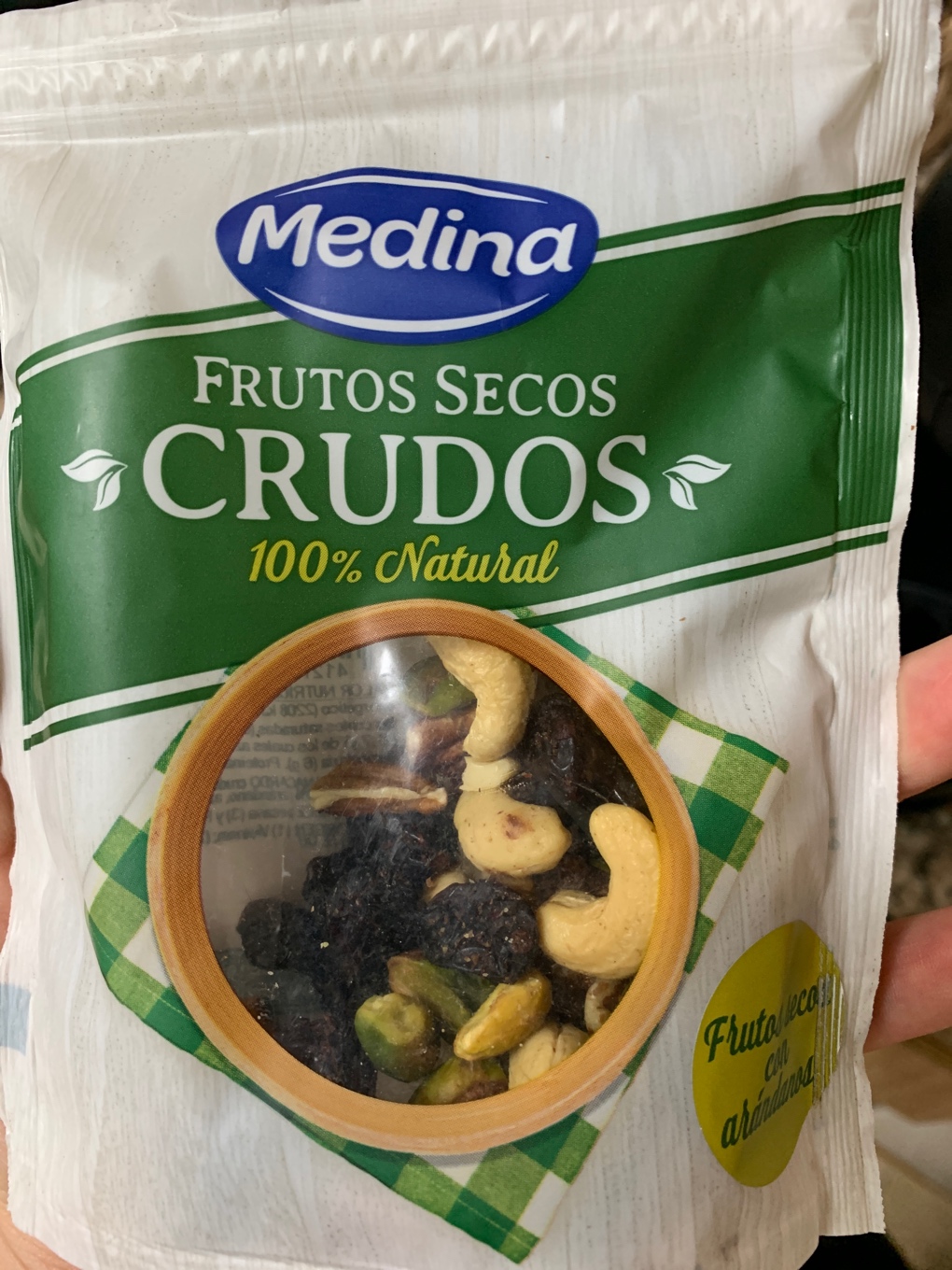 Mix de frutos secos crudos y arándanos