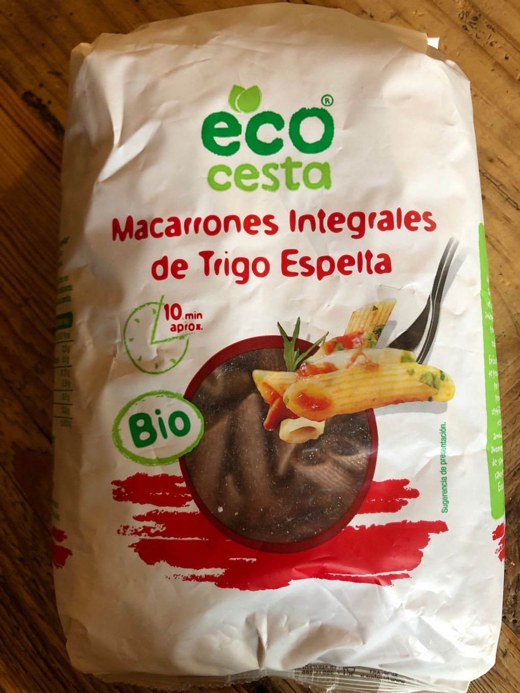 Macarrones integrales de trigo espelta