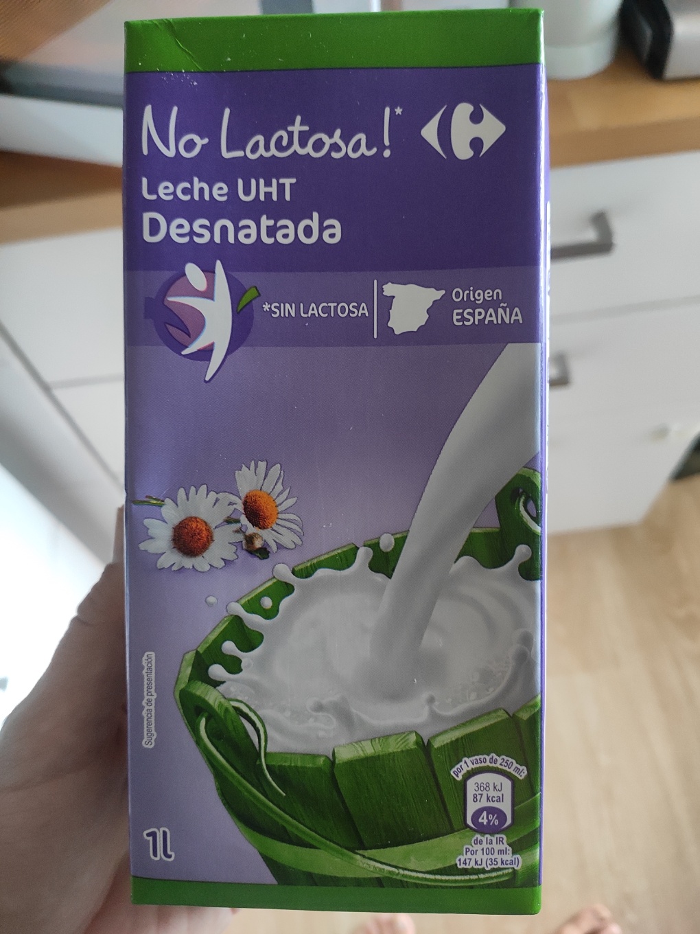 Leche desnatada UHT