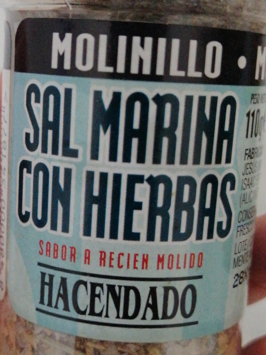 Sal marina con hierbas