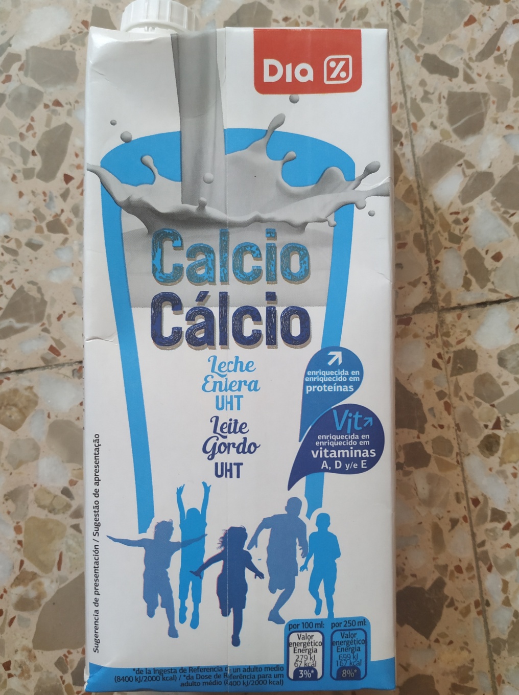 Leche entera UHT calcio