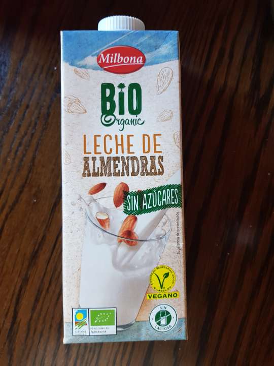 Leche de almendra