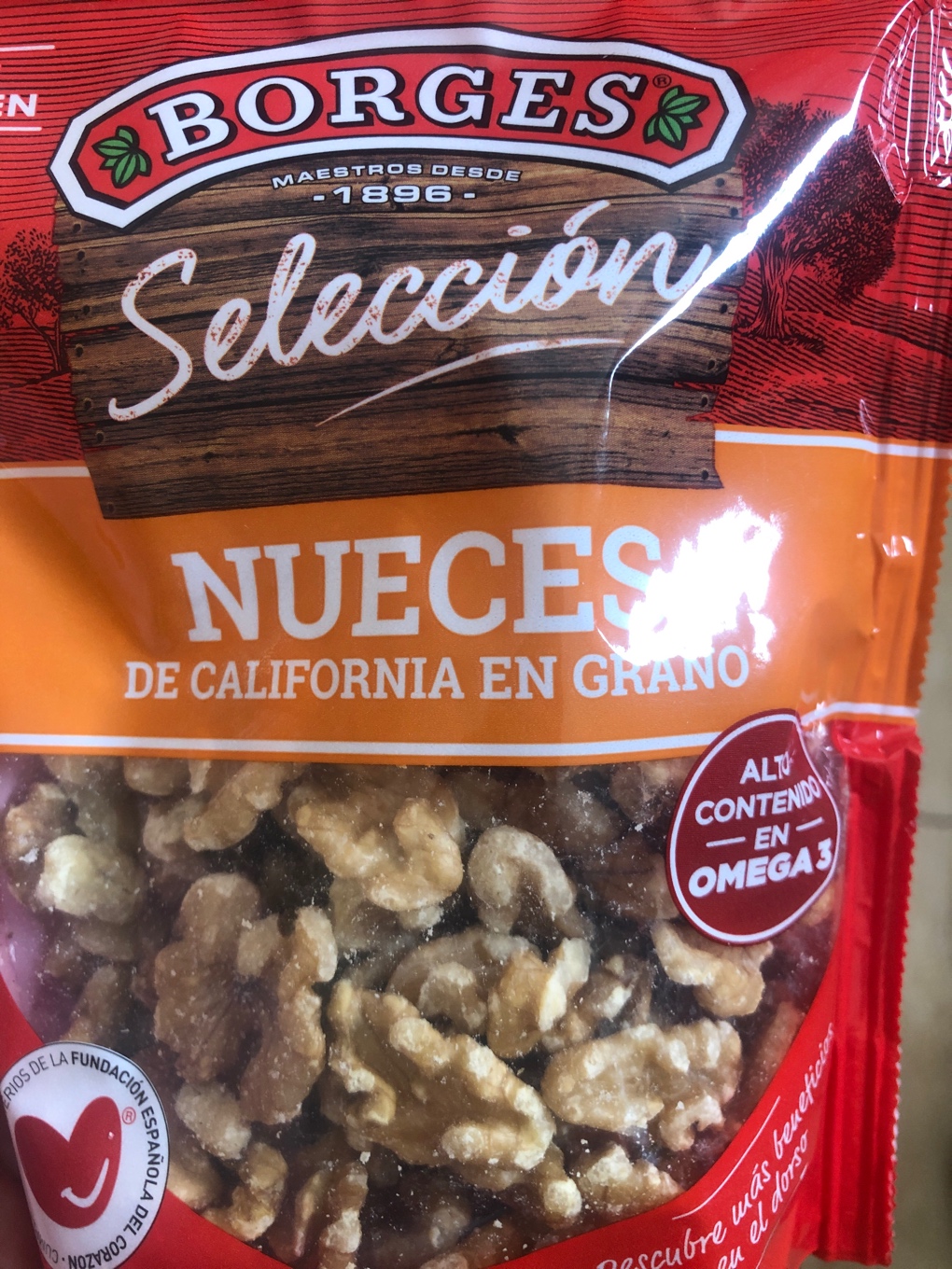 Nueces de california