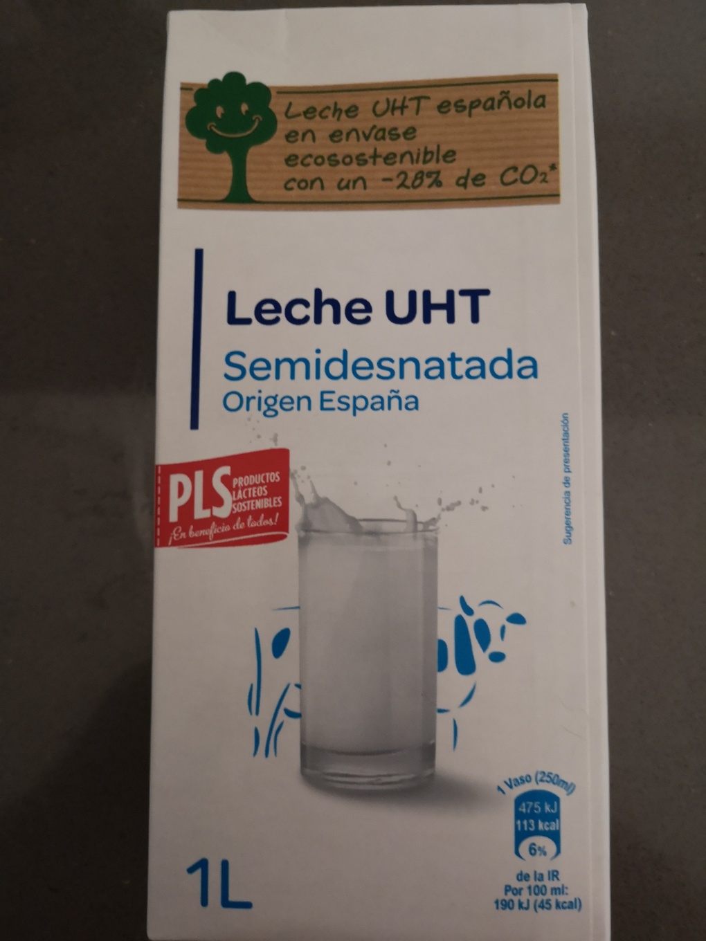 Leche UHT semidesnatada