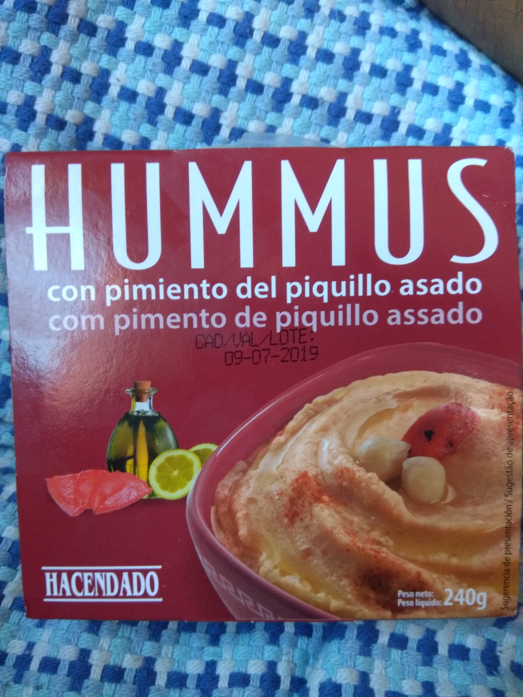 Hummus con pimiento del piquillo asado