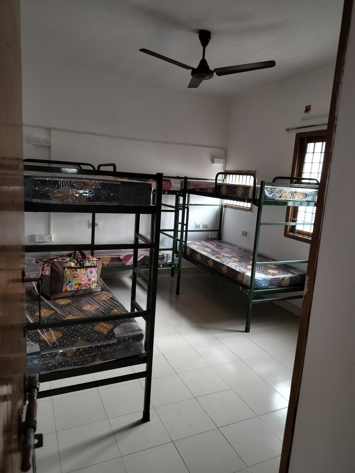Ammu Ladies Hostel – Girls PG in Shanti Colony, Anna Nagar, Chennai 3