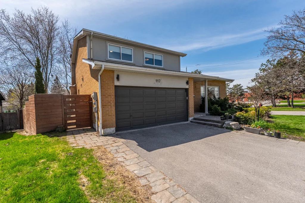 117 Cardinal Crescent-47