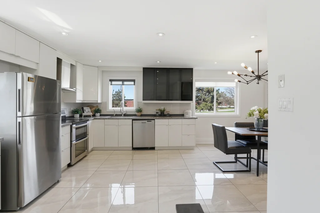 117 Cardinal Crescent-7