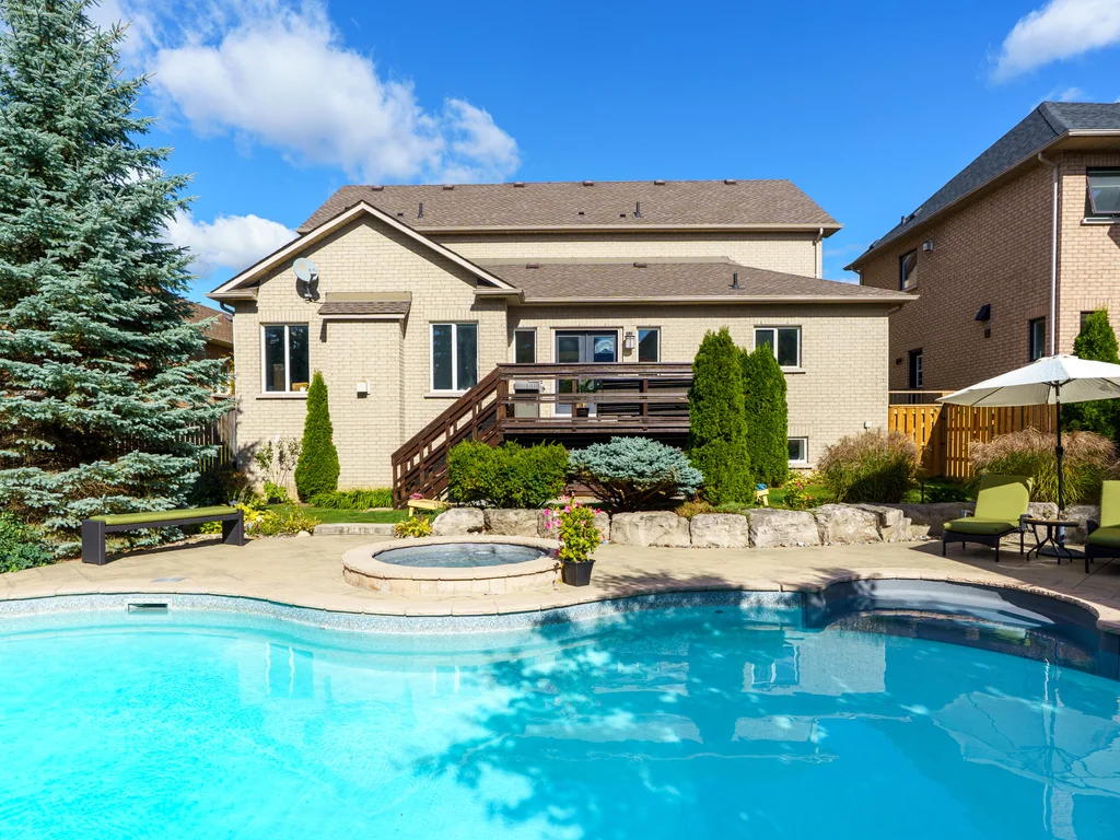 2025-10-08_668 Foxcroft Blvd Newmarket-20