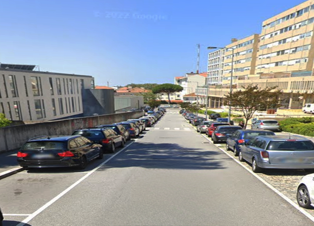 8 Lugares de Garagem na Rua Alfredo Cunha em Matosinhos