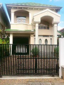 ภาพให้เช่า บ้านเดี่ยว บ้านสวย น้ำไม่ท่วม ใกล้รถไฟฟ้า
