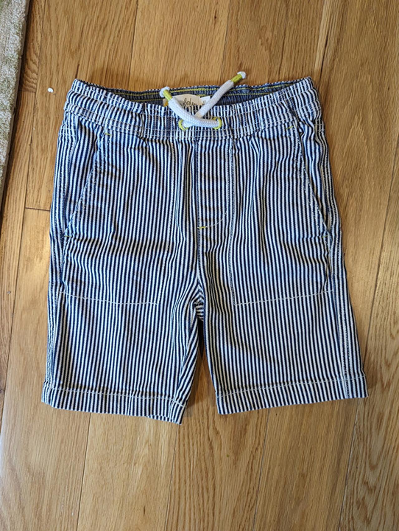 $12 - Mini Boden shorts