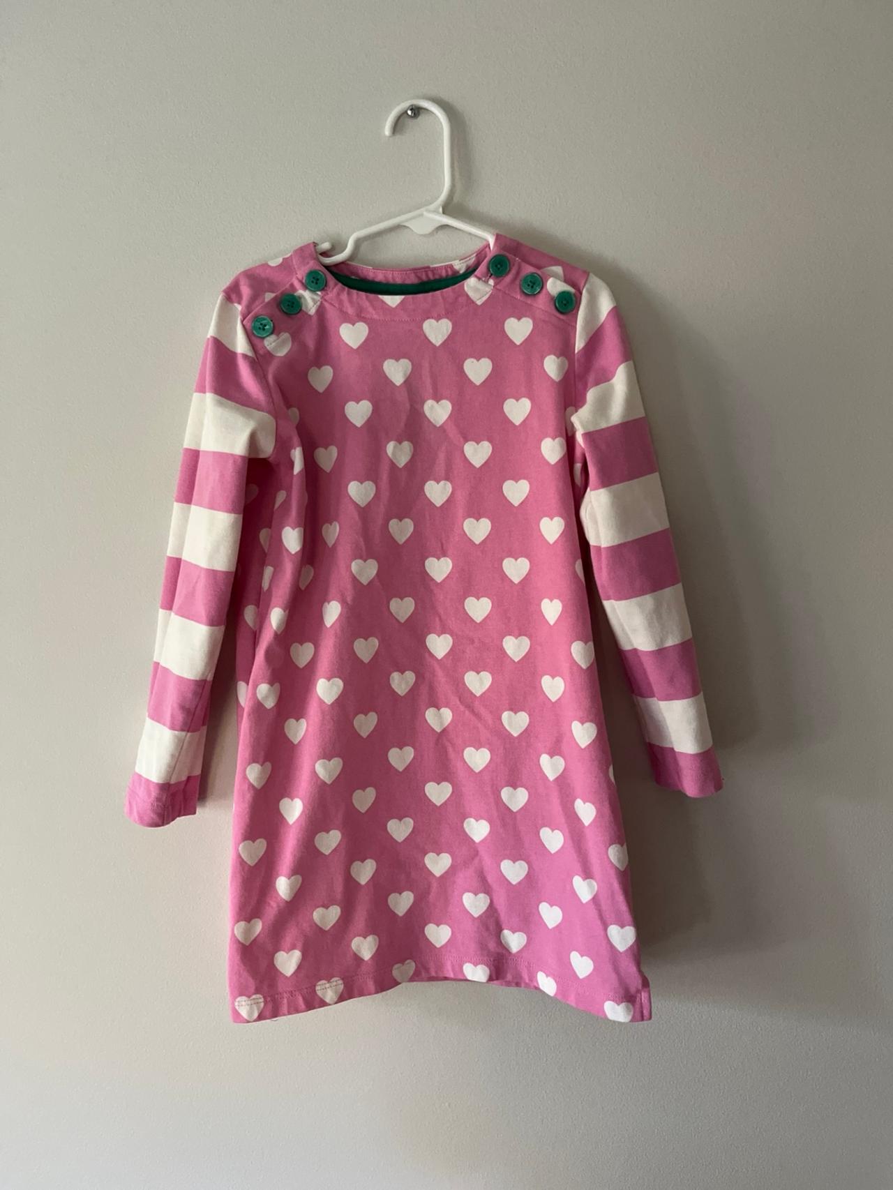 $12.22 - Mini Boden Pink and White Heart dress