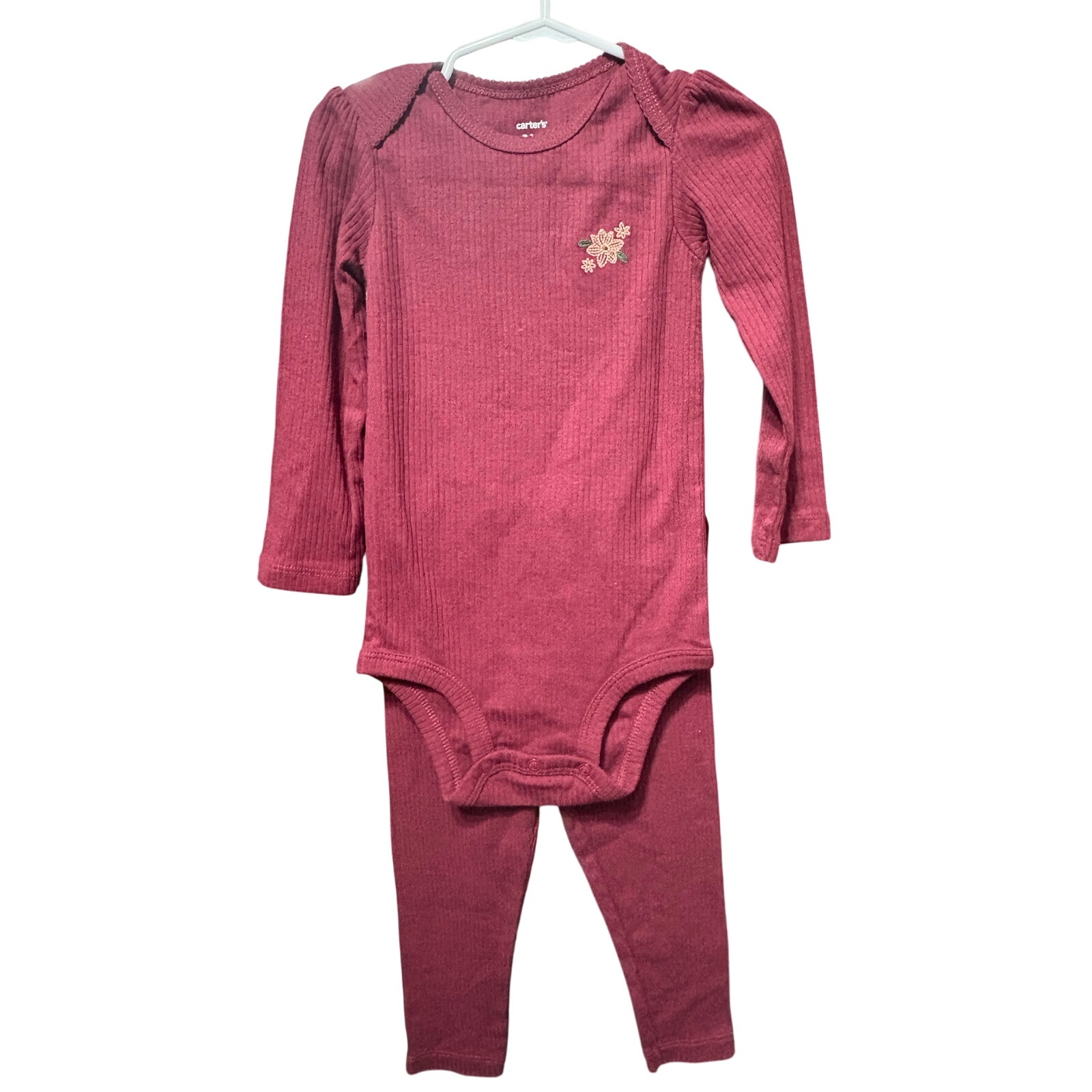 $4 - Ribbed Maroon Flower Set - Carter’s - 24mo