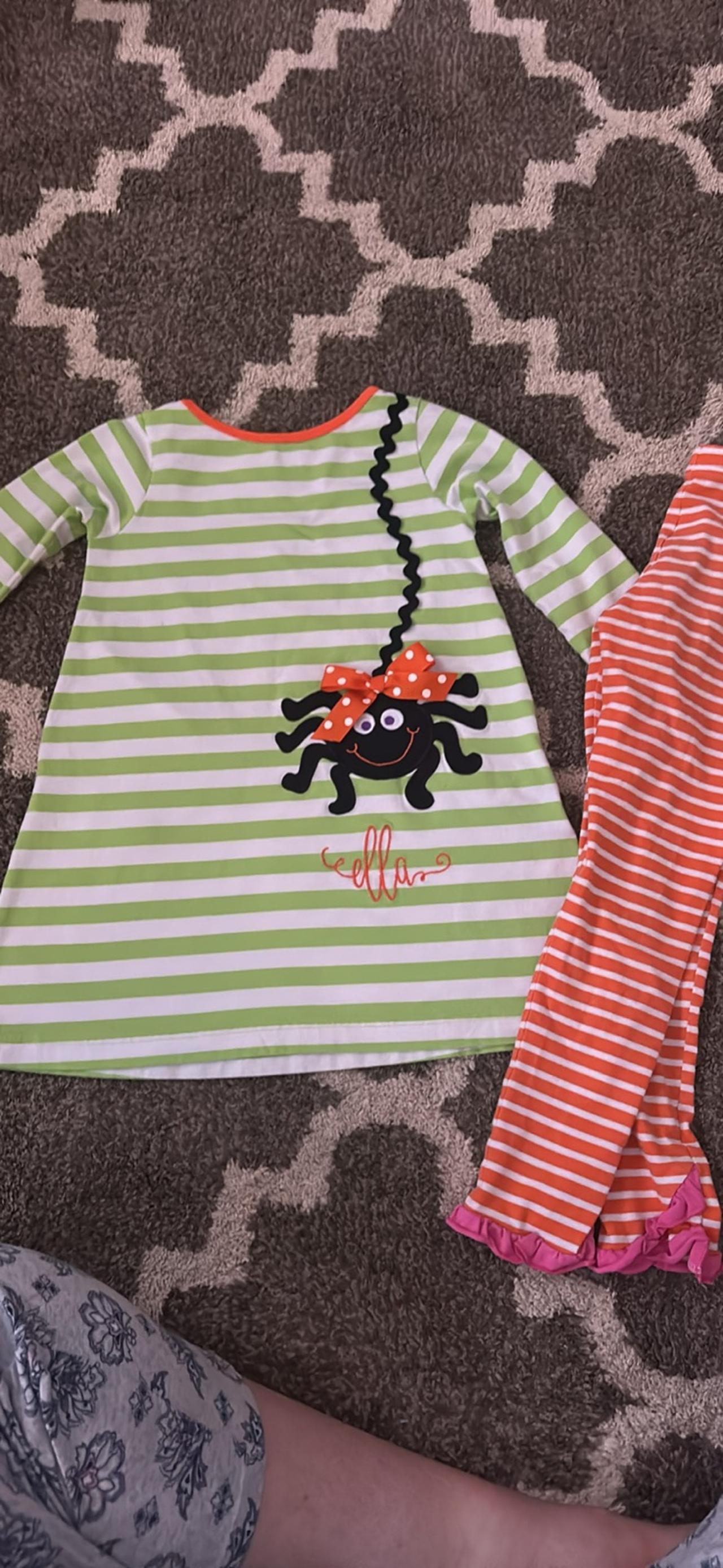 $20.90 - “Ella” Embroidered spider dress and leggings set