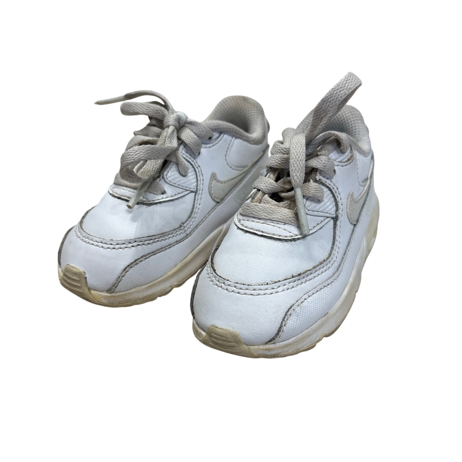 $7 - White Sneakers - Nike - 6C