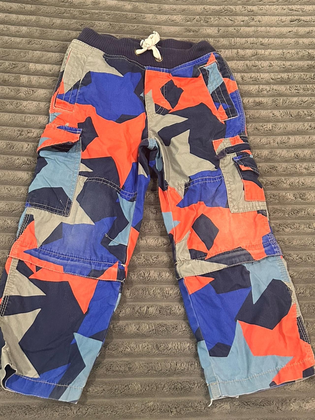 $12 - Boys Mini Boden zip off pants