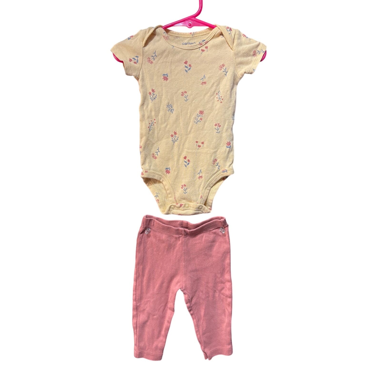 $4 - Onesie w/ bottoms Set - Carter's - 6mo