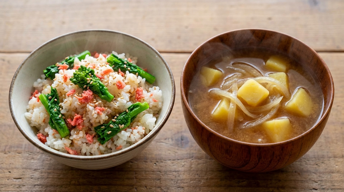 菜の花と鮭フレークの彩り混ぜごはんと、新玉ねぎとじゃがいもの甘みそ汁