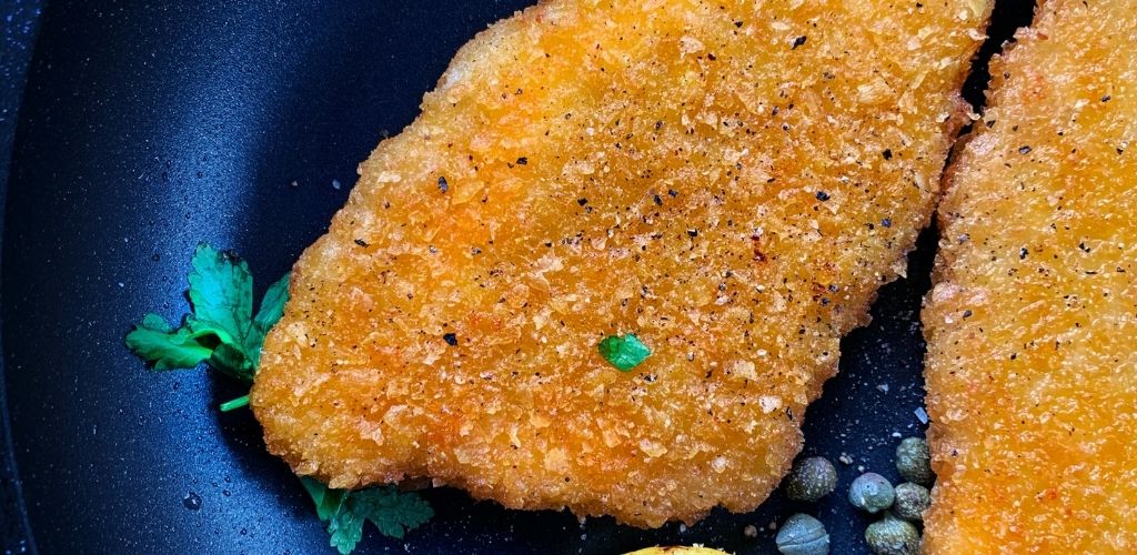 delicious-crunchy-chicken-schnitzel