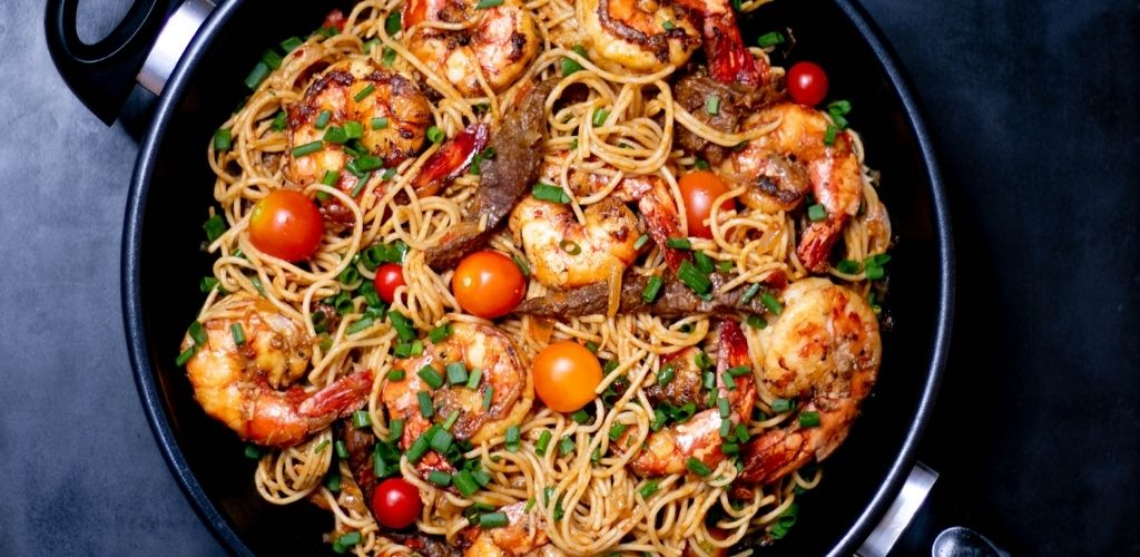 delicious-tomato-stuffed-shrimp-spaghetti