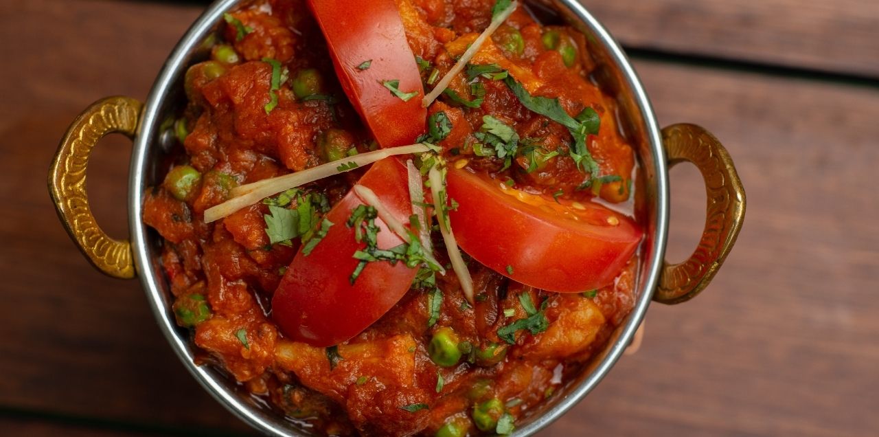 the-best-way-to-make-chicken-karahi-at-home-is-with-this-easy-recipe