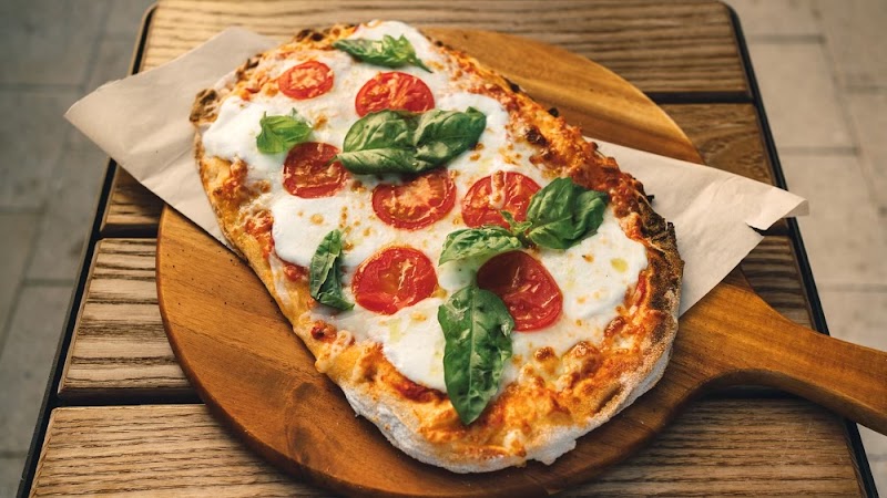 place_image Pastalia