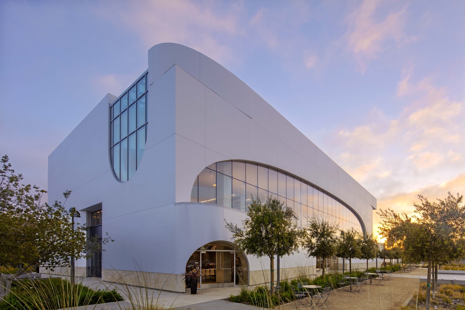 OC Library - Costa Mesa - Donald Dungan Branch