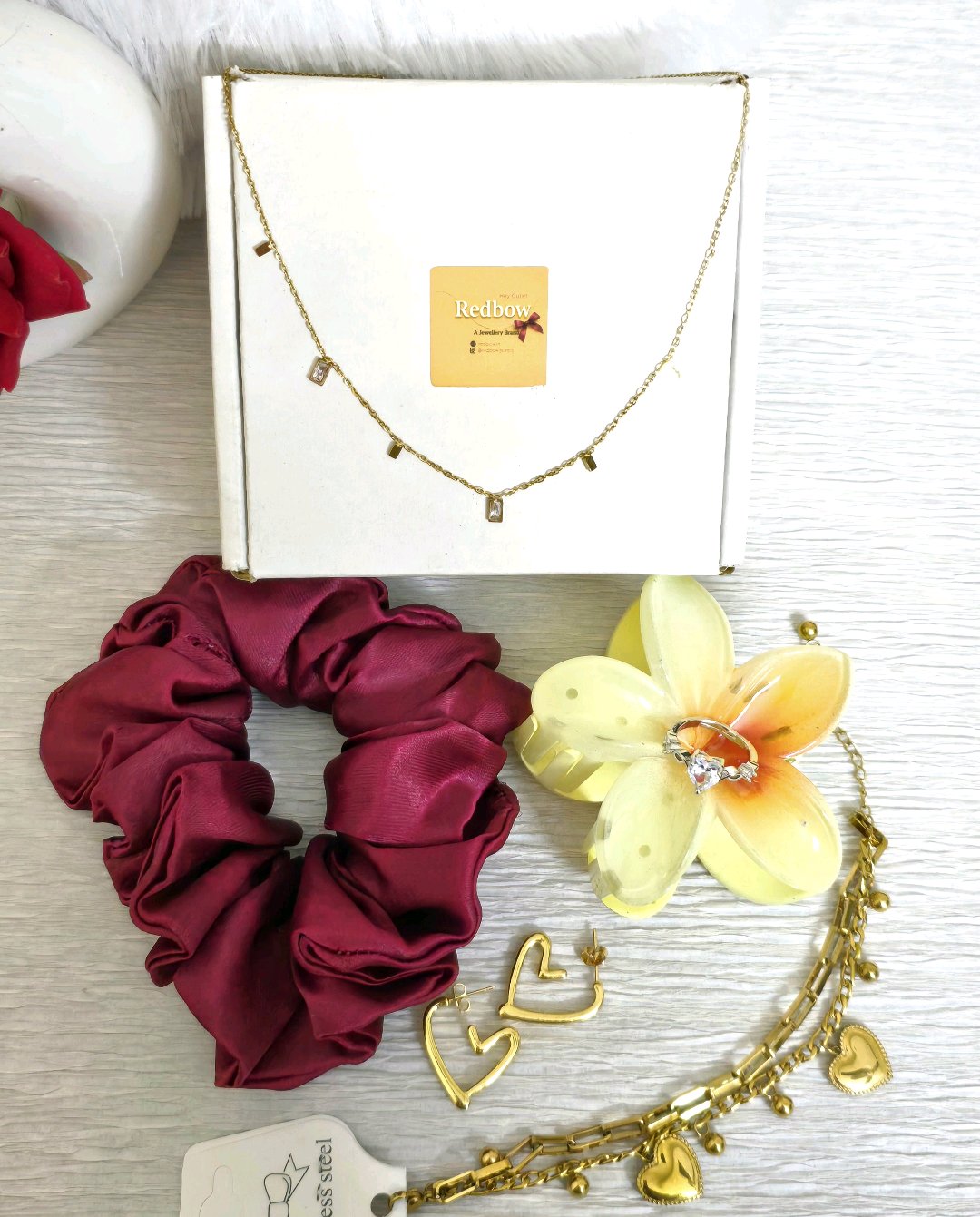 Red Anti-tarnish Collection Hamper